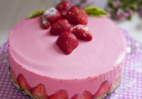 Low Carb No Bake Cheesecake