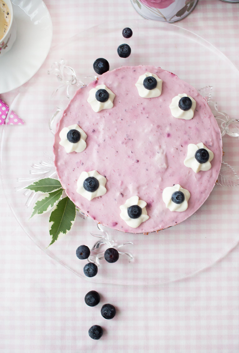 lowcarb_philadelphiatorten_beeren_glutenfrei