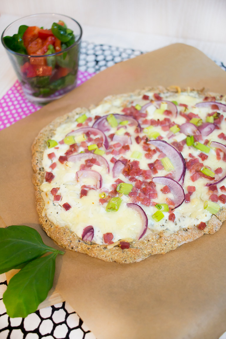 lowcarb_pizzateig_chiasamen