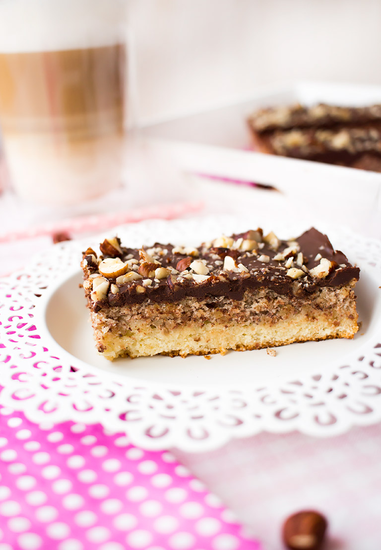 lowcarb_haselnuss_schnitten_paleo