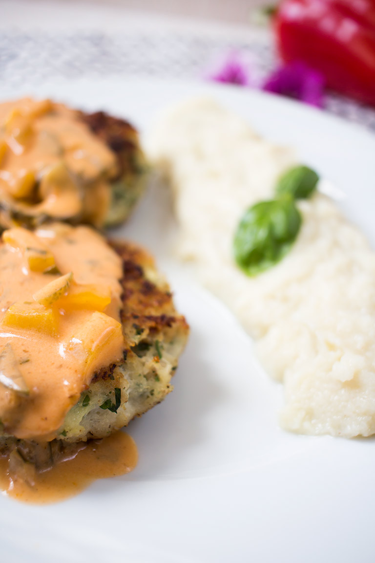 lowcarb_fischfrikadellen_lchf_sosse_glutenfrei