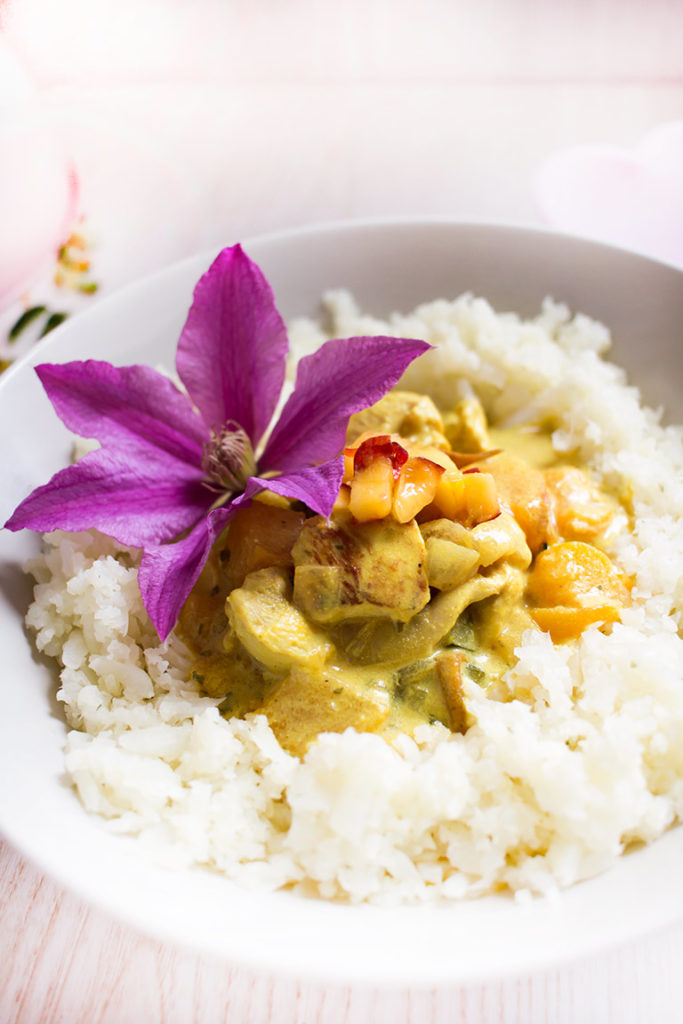 Low Carb fruchtiges Hähnchencurry – Low Carb Köstlichkeiten