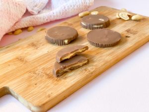 DIY Peanutbutter Cups (Low-Carb Rezept)