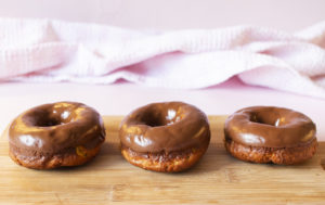 Fluffige Donuts (schmecken wie die echten, Low-Carb, Keto, glutenfrei)