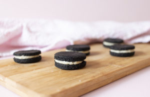 DIY Oreo Cookies (Low-Carb, zuckerfrei)