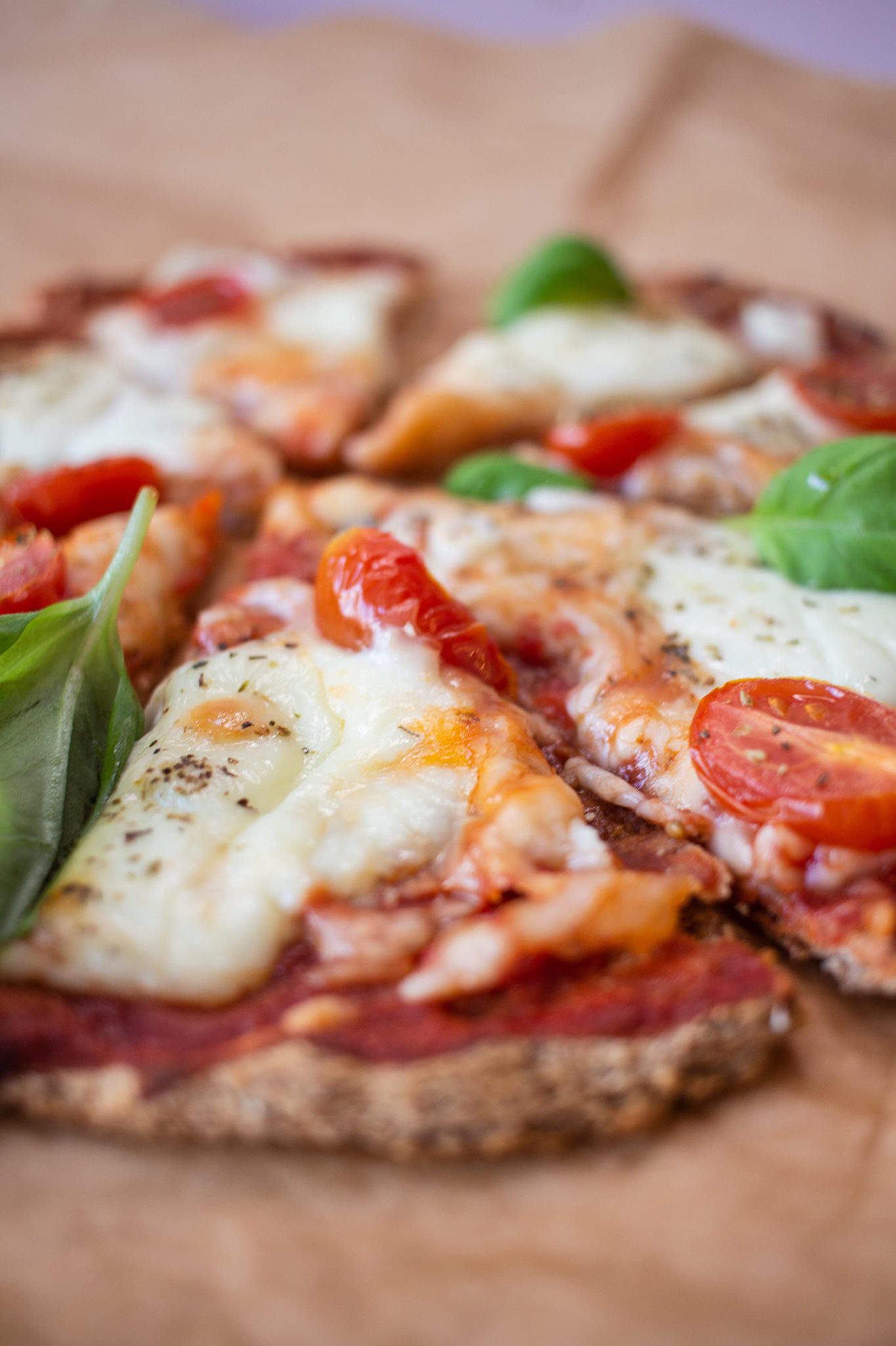 Einfache Low-Carb Pizza – Low Carb Köstlichkeiten