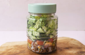 Dieser Salat rettet Deine Diät: sättigender Cheeseburger Salat zum abnehmen (Low-Carb, zuckerfrei)