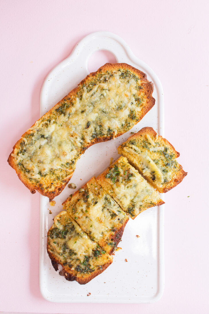 Roasted Garlic Bread (Tik Tok Trend, Knoblauchbrot) Low Carb