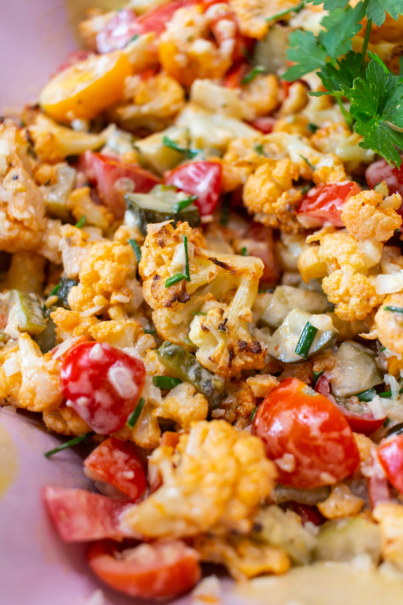 Gerösteter Blumenkohlsalat – die perfekte Grillbeilage – Low Carb ...
