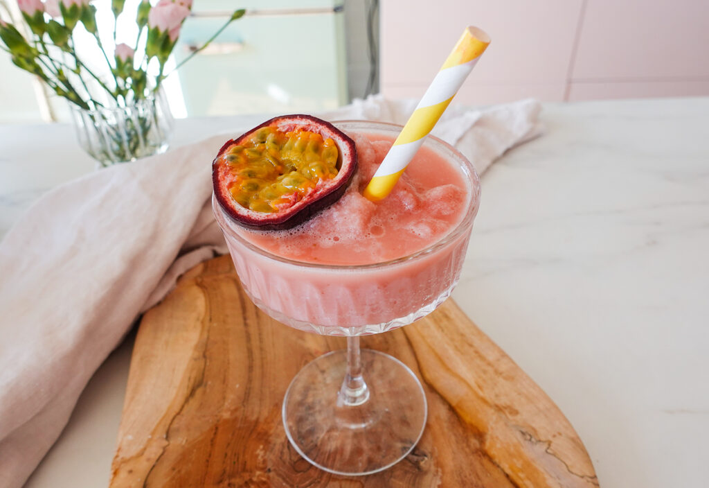 Der virale Pink Drink aus dem Ninja Slushi (kalorienarmes Rezept)