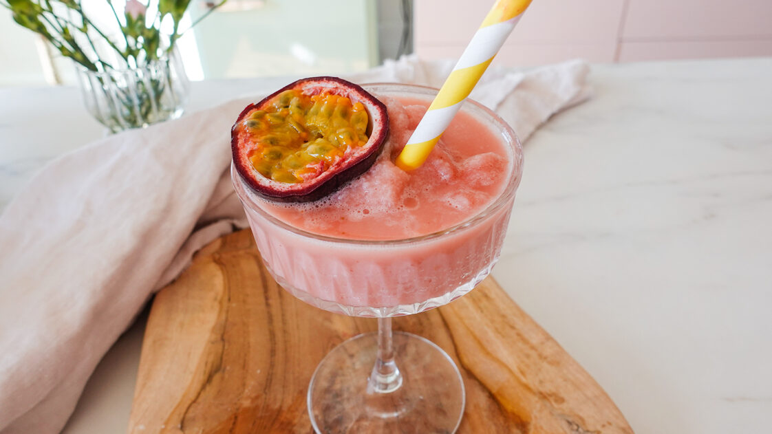 Cremiges Pfirsicheis ohne Eismaschine – Fruchtiger Eisgenuss in wenigen ...