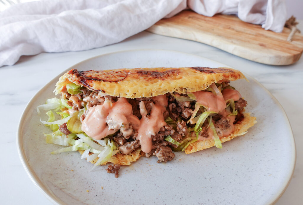 Low-Carb Zwiebel-Wrap im Big Mac Style – Viral, würzig & ohne Reue genießen